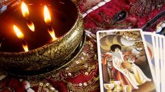 Tarot karta Trojka pehara: značenje u ljubavnom čitanju